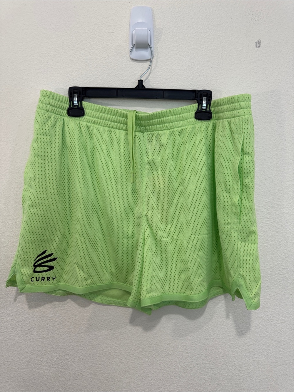 Under Armour Curry Men's Athletic Mesh Shorts in Neon Green